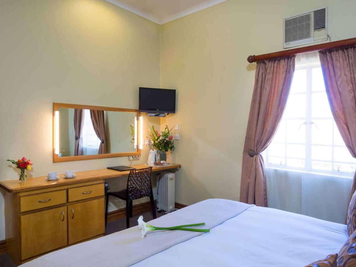 The Elegant Lodge Menlo Park Pretoria Exterior photo
